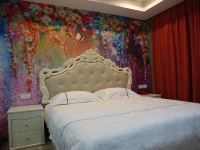 建德米诺主题酒店 - 欧式大床房