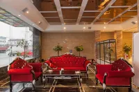 Sherlock Crystal Hotel