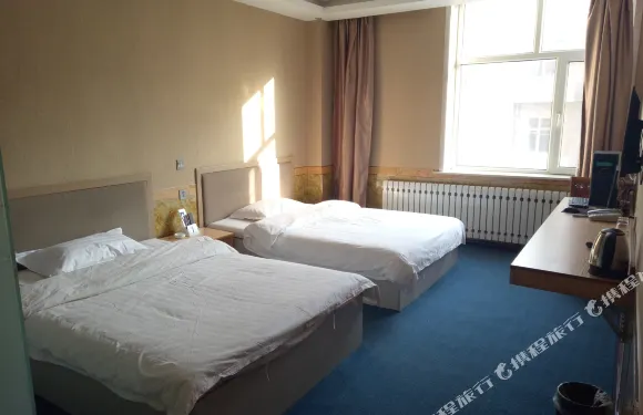 穆稜雅和快捷賓館