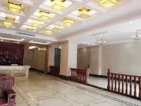 Xin Cheng Hotel Hotel di Lianping