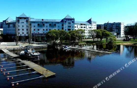 原創索克斯酒店瓦庫娜花門琳娜