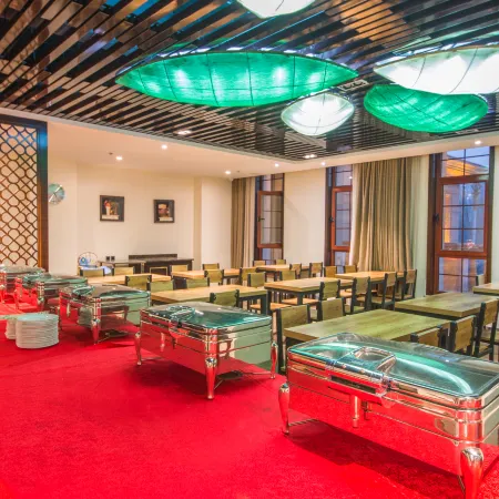 Bazhou Seine Hot Spring Hotel