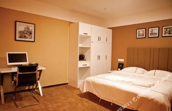 沁陽米蘭風尚精品酒店