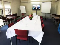 Edinburgh Motor Inn Hotel di Warragul
