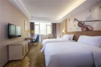 Vienna Hotel (Shenzhen Buji Metro Station) Hotels near Shiyaling Park