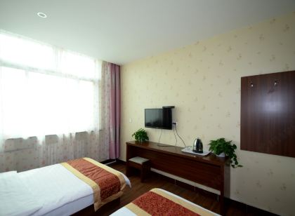 6 plus 8 Express Hotels in Wuyuan