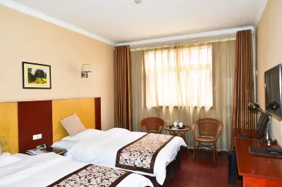 Xiping Lilong Hotel Hotels near Xiping Railway Station