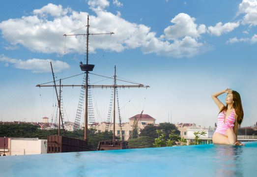 1. 카사 델 리오 ..