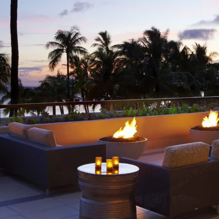 Hyatt Regency Waikiki Beach Resort & Spa