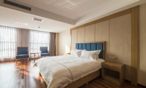 Gaoxin Fudi Hotel (Zibo North Station Yintai City)