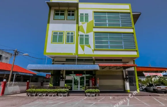 新山麻坡凱莉地奈達客房