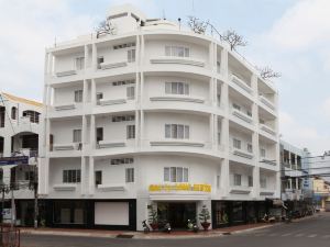 Long Xuyen Hotel