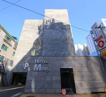 Hotel M Story