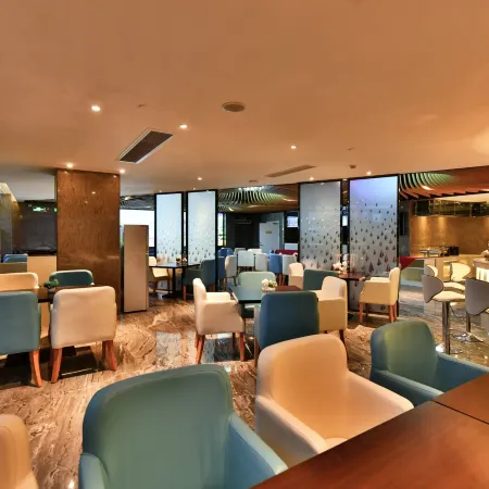 Ocean Rise Hotel