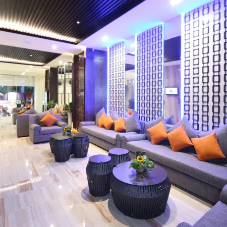 Sunrise Central Hotel Отели рядом с достопримечательностью «Центральная Мечеть Сайгона»