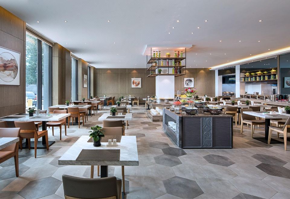 4. 시티 라인 호텔..