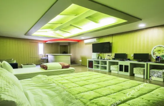 釜山公園汽車旅館