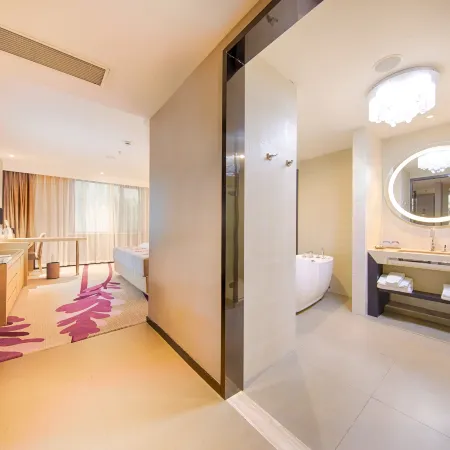 Lavande Hotel (Kunshan High-speed Railway South Station Yushan Square Metro Station)