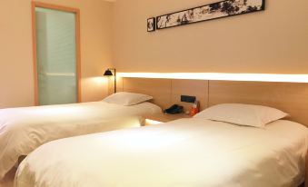 Yizhi holiday Chain Hotel