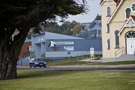Penguin Beachfront Apartments