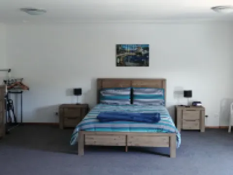 Penguin Beachfront Apartments Hoteles en Penguin