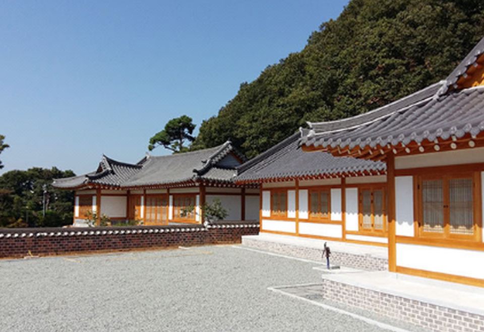 2. 용인 한옥펜션수..