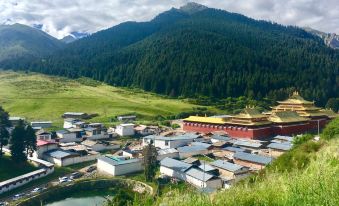 Mysterious Langmusi Hostel