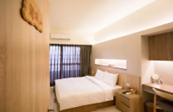 旅人驛站-中正藏書館