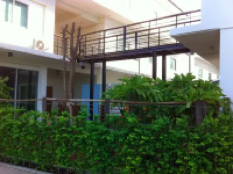 เฌิณ โรงแรมในอำเภอเมืองชัยนาท