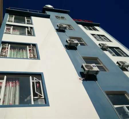 Yunlong Nuoyuan Express Hotel Отели рядом с достопримечательностью «Taiji Diagram»