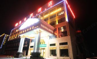 Vienna Hotel (Dangshan Development Zone Guangcai Market Store)