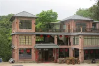 Jianfengling Tianchi Mountain Resort