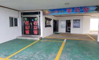 썬모텔 객실에서 바라본 안인 해변 전망
