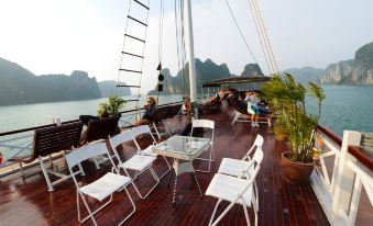 Imperial Legend Cruise Halong