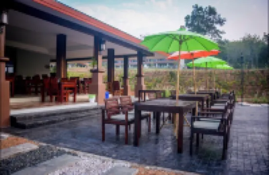 Poochommhok Resort