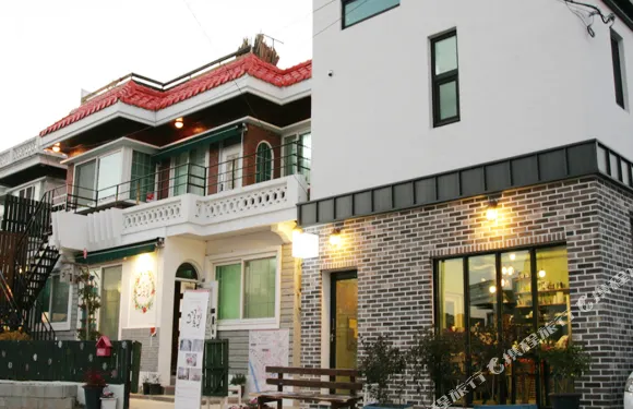 花朵大道旅館 - 青年旅舍