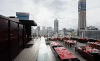 Centara Watergate Pavilion Hotel Bangkok - breakfast