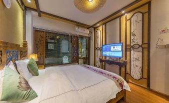 Huang Garden Inn(Grand Water Wheel)