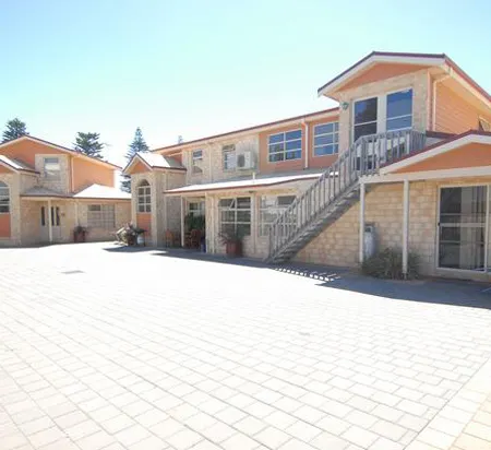 Esperance Foreshore Apartments
