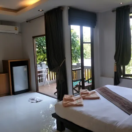 Lanta Intanin Resort