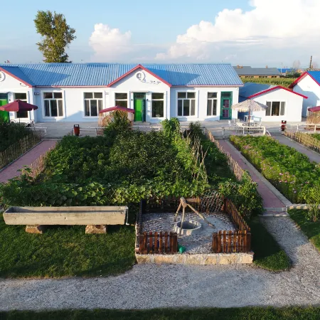 Jiayin Birch and Lilac Homestay