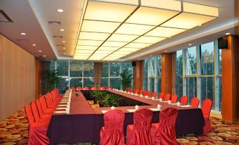 Ramada Hangzhou (Binjiang Baolongcheng)