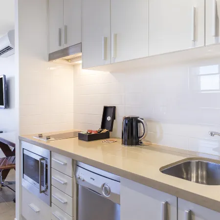Meriton Suites Broadbeach Hotels in Gold Coast