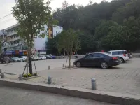 Zhangping Jinhailong Apartment