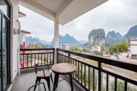 Qingli River Mountain Hotel (Yangshuo Xianggongshan Branch) Hotel dekat jiumahuashan