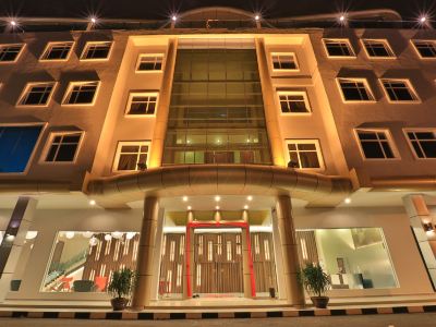 Supreme Hotel