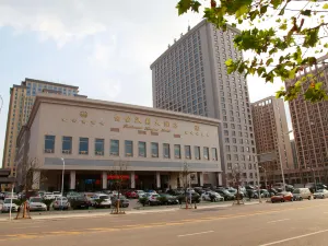 플래티넘 한주에 호텔 허페이