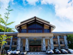 Tianshui Maiji Mountain Hot Spring Tourism Hotel