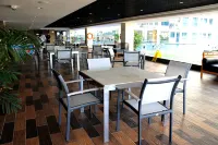 Ming Garden Hotel - bars