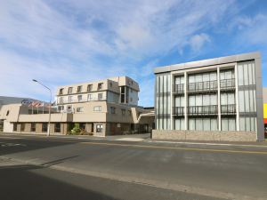 The Victoria Hotel Dunedin